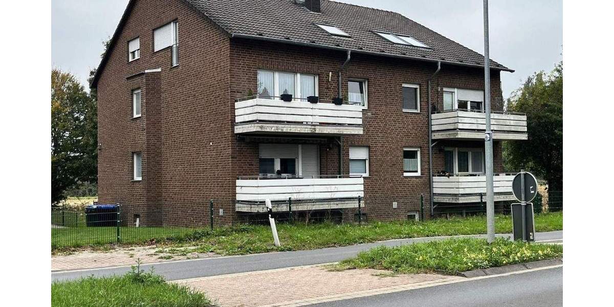 Genießen Sie den nächsten Sommer auf der eigenen Terrasse: Tolle Wohnung in Rheinberg-Borth 3 zimmer