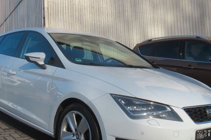 Seat Leon 96.356 km 11.890 &euro; Herne 44653