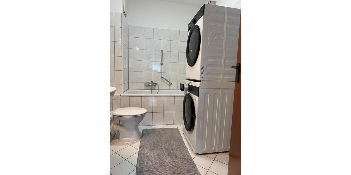 Etagenwohnung Velbert Velbert-Mitte - 2 Zimmer, 60 m&sup2;, 1.400&euro; | Angebot:27600972