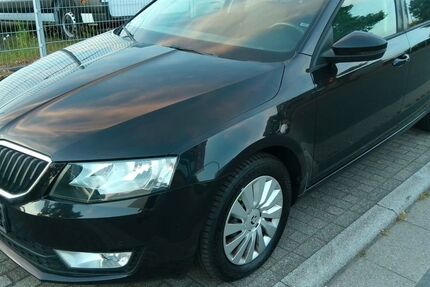 Skoda Octavia 212.000 km 5.700 &euro; Essen 45356