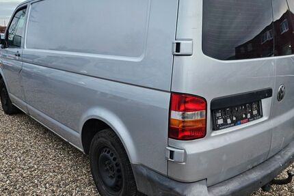 VW T5 Transporter 290.000 km 5.680 € Rheinberg 47495