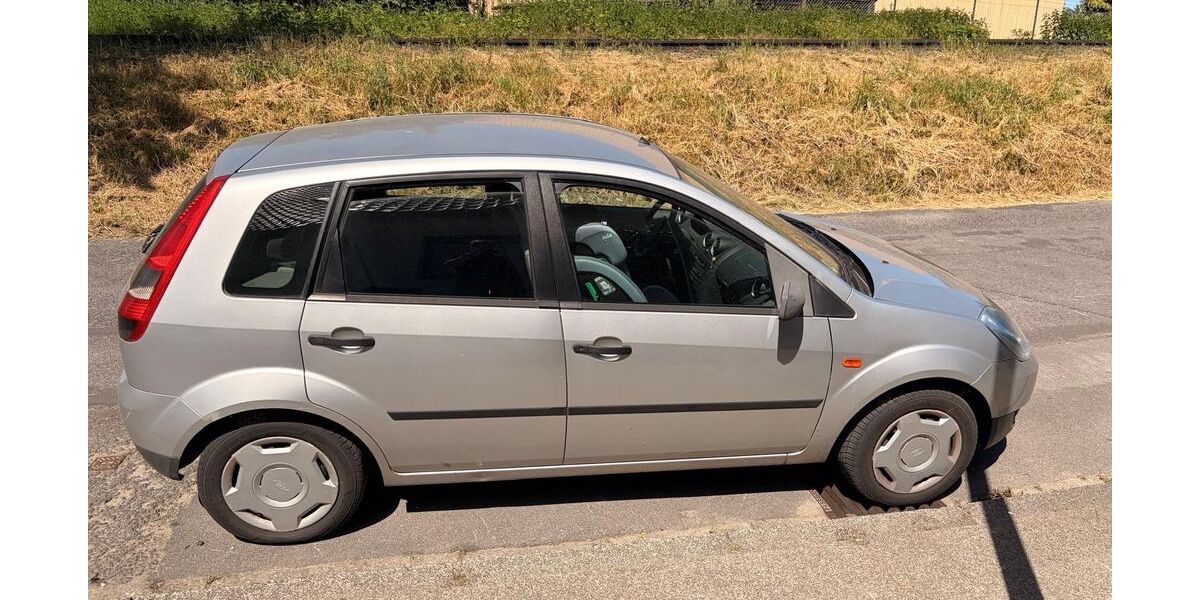 Ford Fiesta 210.000 km 950 &euro; Rheinberg 47495