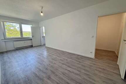 Wohnung zum Mieten in Duisburg Untermeiderich 340 € 31 m²