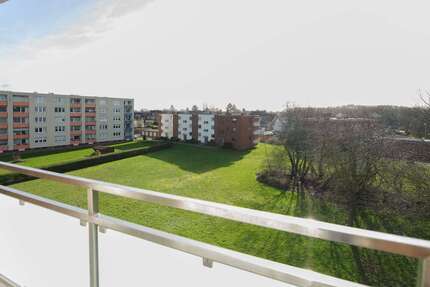 Wohnung zum Mieten in Moers 690 € 74 m²