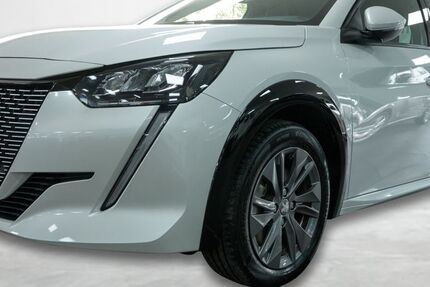 Peugeot 208 37.240 km 13.985 &euro; Gelsenkirchen 45881