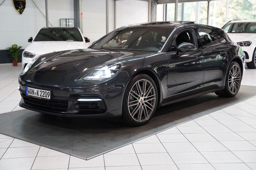 Porsche Panamera 112.000 km 64.800 € Herne 44652