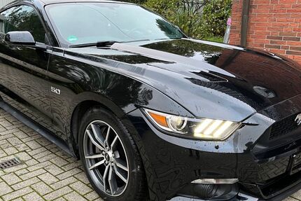 Ford Mustang 92.800 km 22.900 € Haltern am See 45721