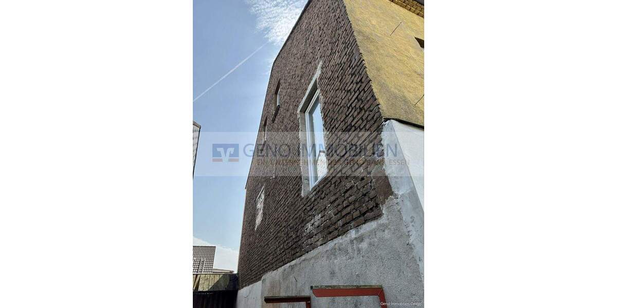 Mehrfamilienhaus, Wohnhaus Essen / Überruhr-Hinsel Überruhr-Hinsel - 9 Zimmer, 244 m&sup2;, 475.000&euro; | Angebot:23986331