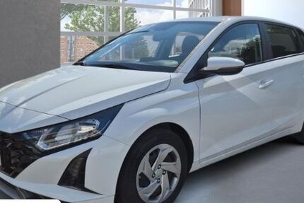 Hyundai i20 3.789 km 19.590 &euro; Hattingen 45525