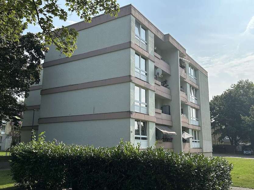 Wohnung zum Mieten in Moers 520 € 72.3 m²