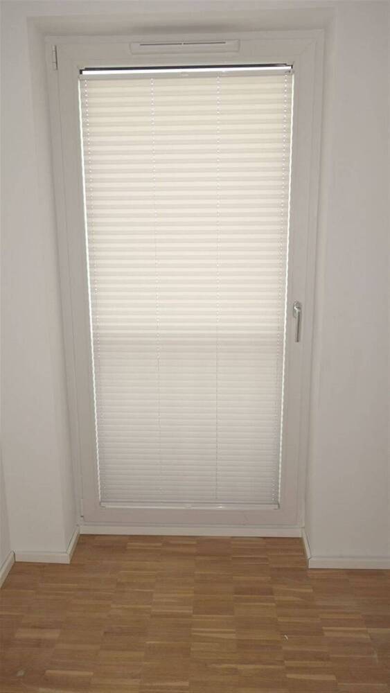 2 Zimmer Wohnung mit Süd-Balkon inkl. Nobilia EBK in Wuppertal - Uellendahl. Ideal für 1 Person.