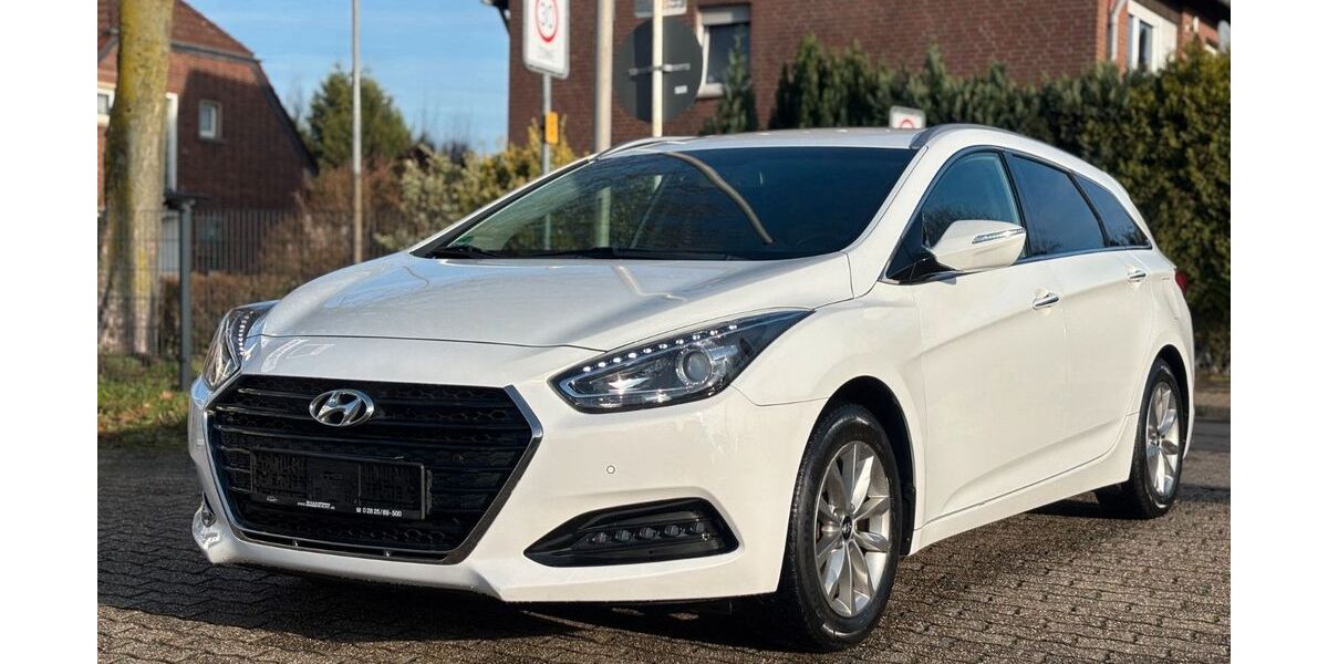 Hyundai i40 97.000 km 10.999 € neukirchen-vluyn 47506
