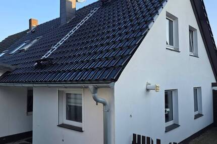 Doppelhaushälfte + Mehrfamilienhaus in 42549 Velbert 9 zimmer