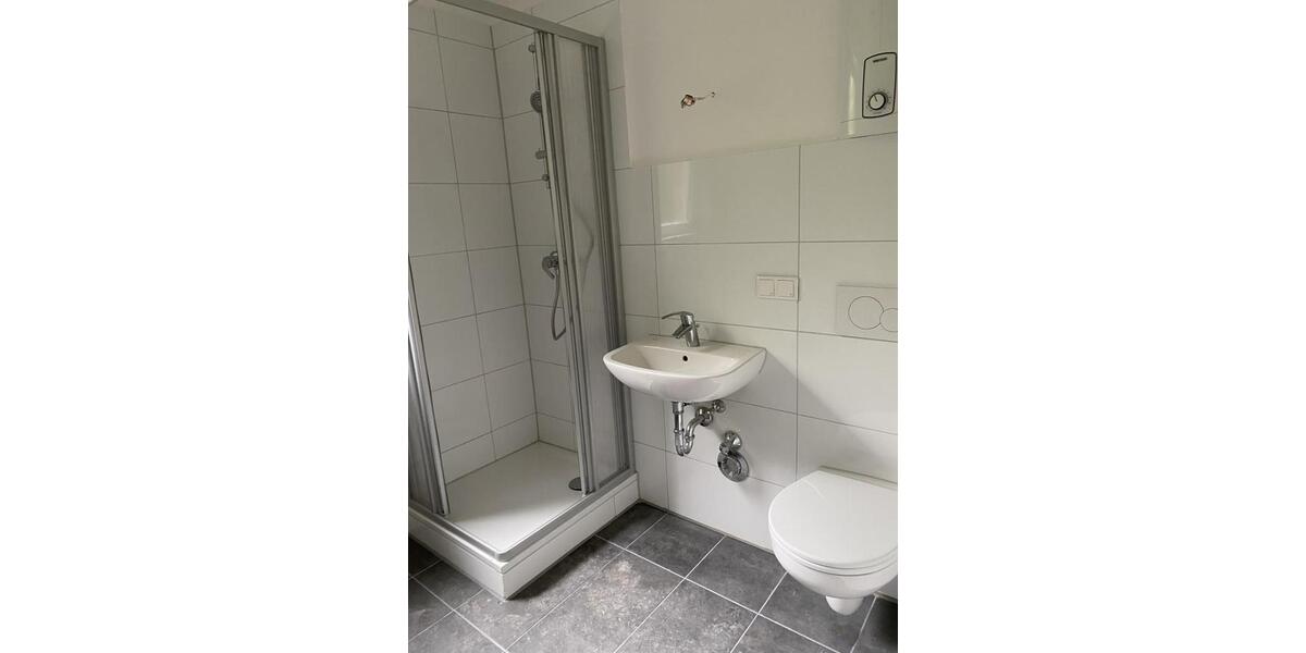 Etagenwohnung Velbert Velbert-Mitte - 3 Zimmer, 77 m&sup2;, 529&euro; | Angebot:25301628