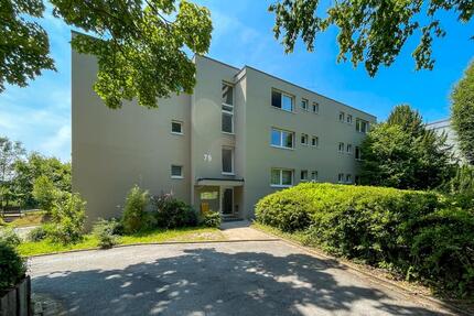 1 Zimmer – ruhige Lage – Balkon 1 zimmer