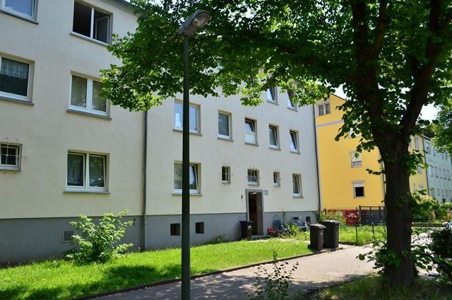Gelegenheit: komplett renovierte 2,5-Zimmer-Wohnung