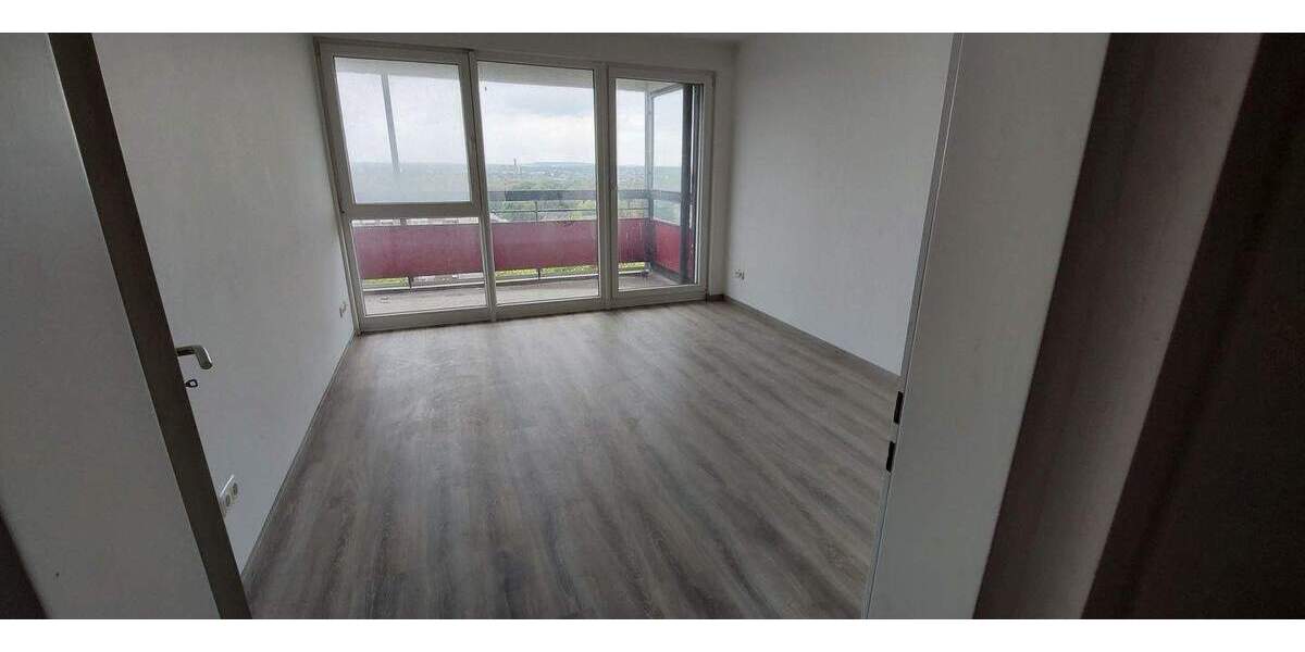 Etagenwohnung Duisburg Hochheide - 3 Zimmer, 84 m&sup2;, 699&euro; | Angebot:26874909