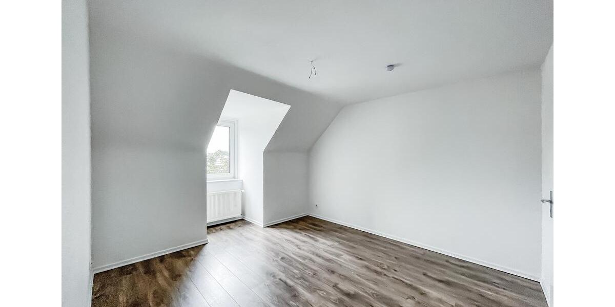 Dachgeschoßwohnung Herne Eickel - 4 Zimmer, 86 m&sup2;, 780&euro; | Angebot:26338390