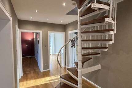 Wohnung zum Kaufen in Essen 290.000 € 145 m² 6 zimmer