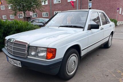 Mercedes-Benz 190 121.885 km 5.749 &euro; Duisburg 47167