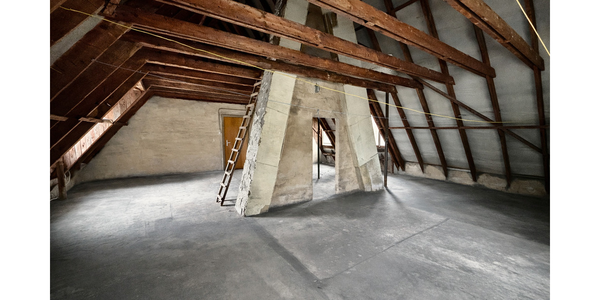 Etagenwohnung Gelsenkirchen Scholven - 4 Zimmer, 124 m&sup2;, 94.900&euro; | Angebot:25423895