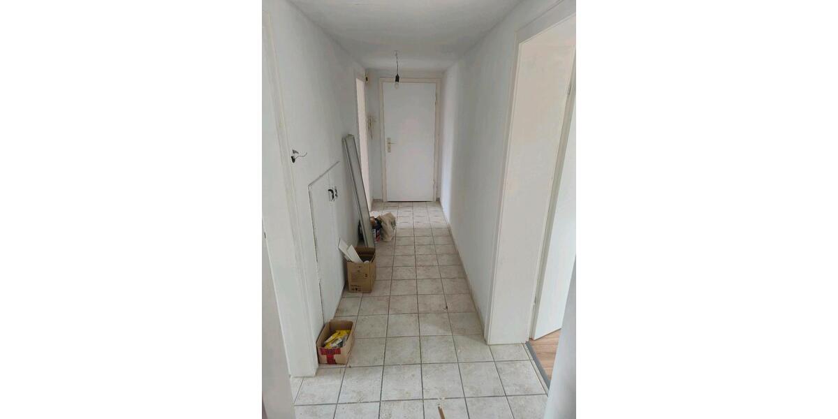 Dachgeschoßwohnung Essen Stadtbezirk VIII - 2.5 Zimmer, 57 m&sup2;, 760&euro; | Angebot:26347692
