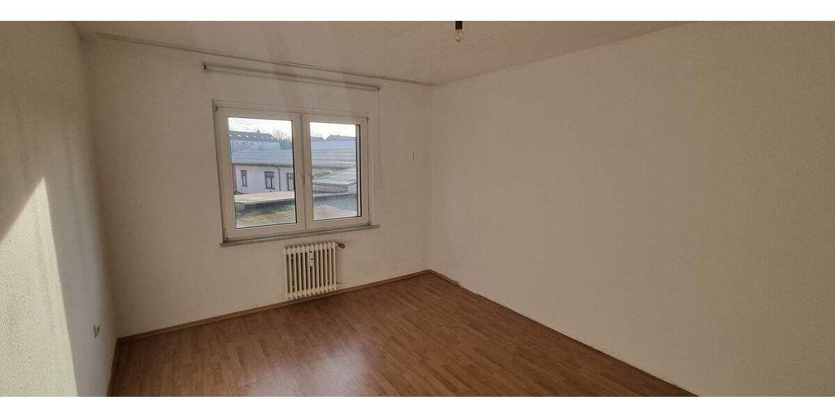 Etagenwohnung Mülheim an der Ruhr Mitte - 2 Zimmer, 49 m&sup2;, 350&euro; | Angebot:26160060