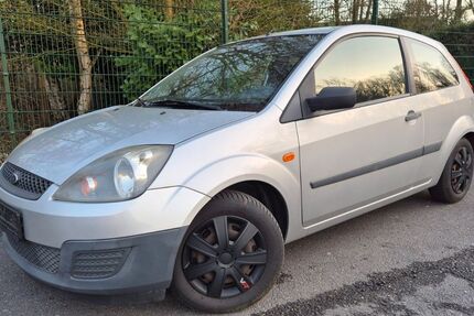Ford Fiesta 244.000 km 999 &euro; Gelsenkirchen 45881