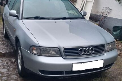 Audi A4 292.500 km 1.300 € Oberhausen 46119