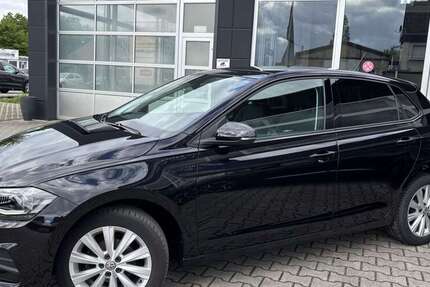 VW Polo 61.605 km 13.490 &euro; Moers 47445