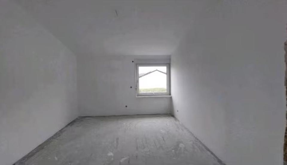 Modernisiertes Split-Level-Haus in Bochum-Höntrop von Privat 5.5 zimmer