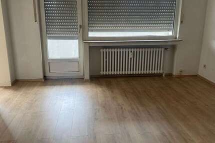Wohnung Duisburg Großenbaum - 1.5 Zimmer, 45 m&sup2;, 217&euro; | Angebot:26929132