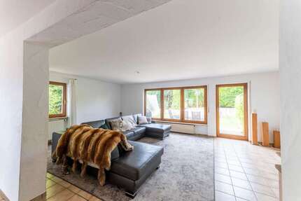Haus zum Mieten in Jettingen 1.100 € 116 m²