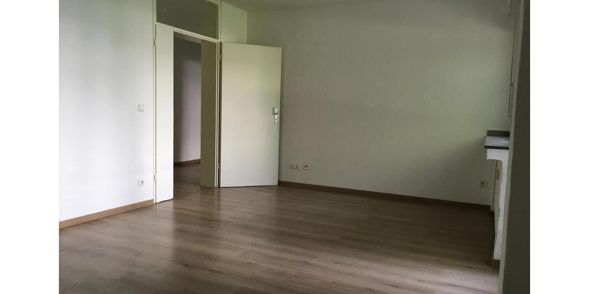 Erdgeschoßwohnung Gelsenkirchen Gelsenkirchen-Nord - 3 Zimmer, 73 m&sup2;, 509&euro; | Angebot:26147145