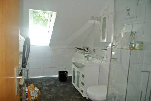 Im Königreich Mülheim-Broich 2 Zimmer Dachgeschoss im gepflegten Altbau mit Balkon** 2 zimmer