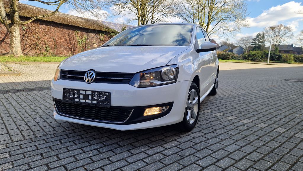 VW Polo 166.756 km 4.856 &euro; Oberhausen 46149