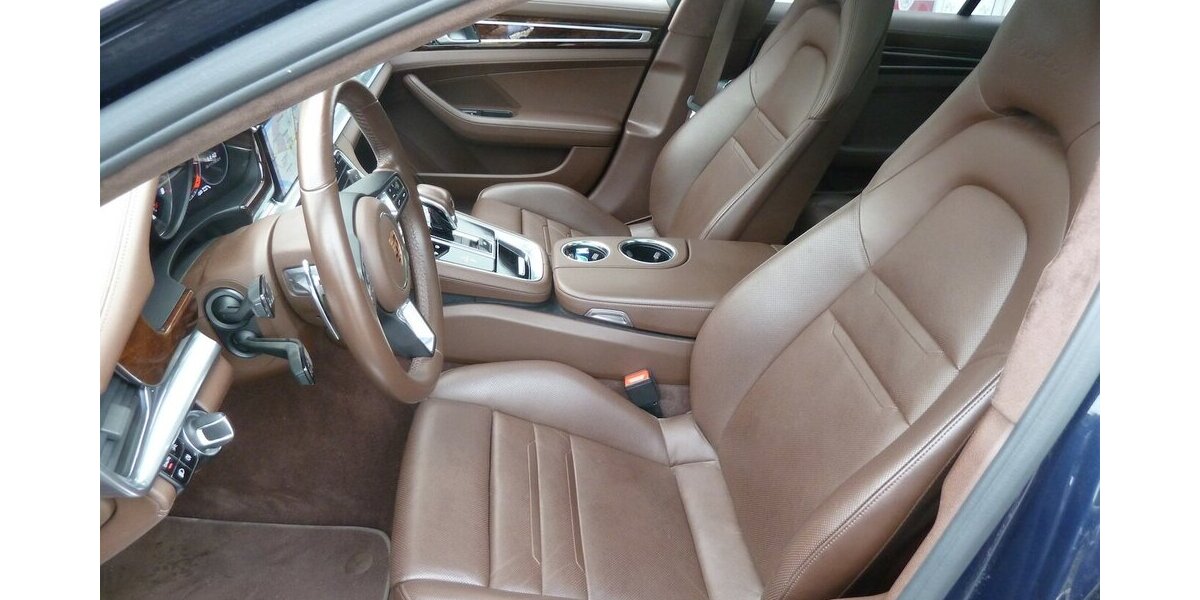 Porsche Panamera Turbo Sport Turismo Chrono Pano Matrix 105.000 km 62.900 € Ratingen 40885