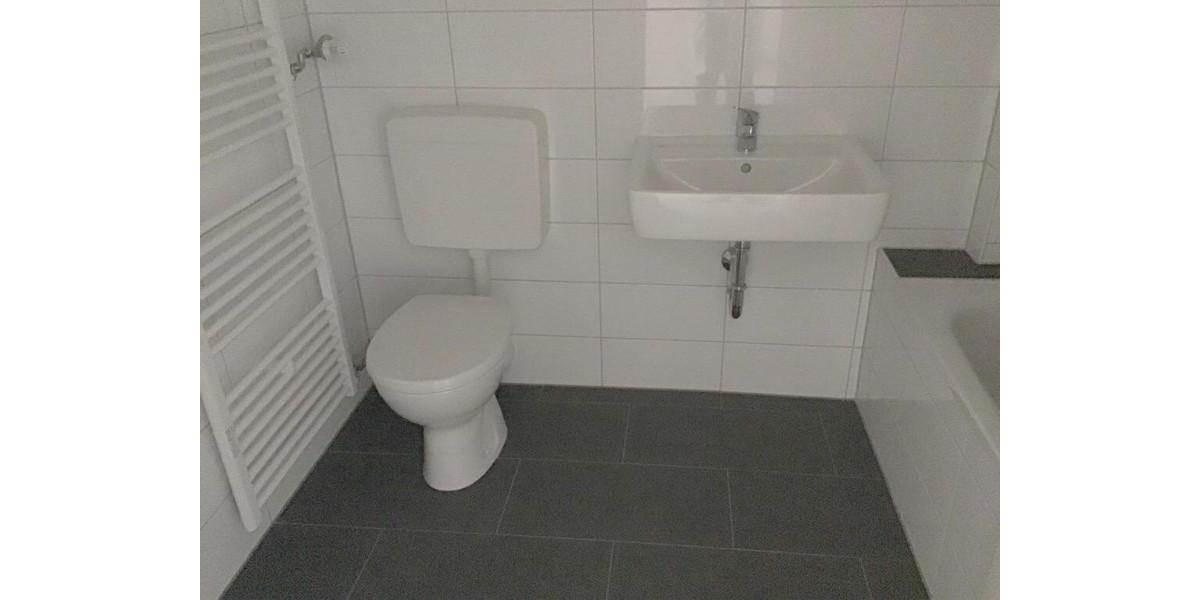Erdgeschoßwohnung Essen Stadtbezirk VII - 3 Zimmer, 78 m&sup2;, 478&euro; | Angebot:26343762