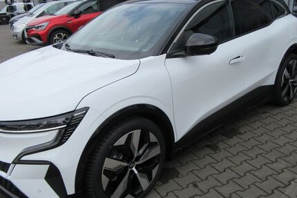 Renault Megane 8.990 km 31.890 &euro; Bochum 44795