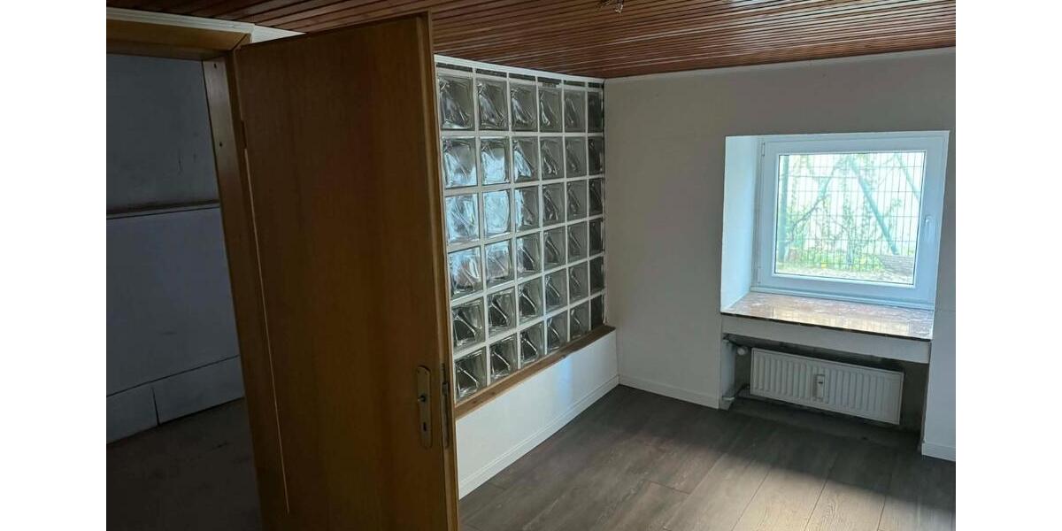 Erdgeschoßwohnung Bochum Bochum-Südwest - 4 Zimmer, 95 m&sup2;, 720&euro; | Angebot:27584785