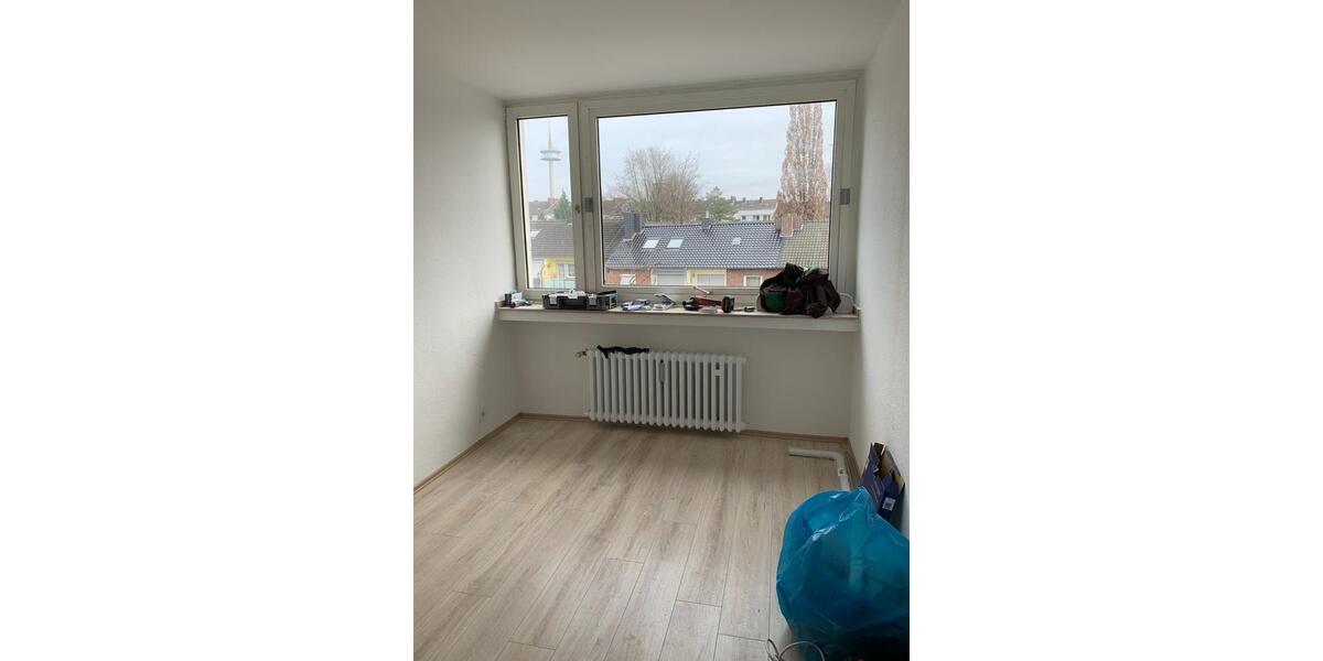 700,- € WARM 2-Raum Weitblick-Apartment Cityhochhaus Esplanade 2 zimmer