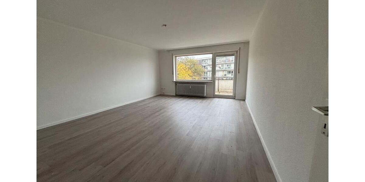 Frisch sanierte 2 Zimmer Wohnung mit Balkon in Wesel Feldstr. 48 2 zimmer