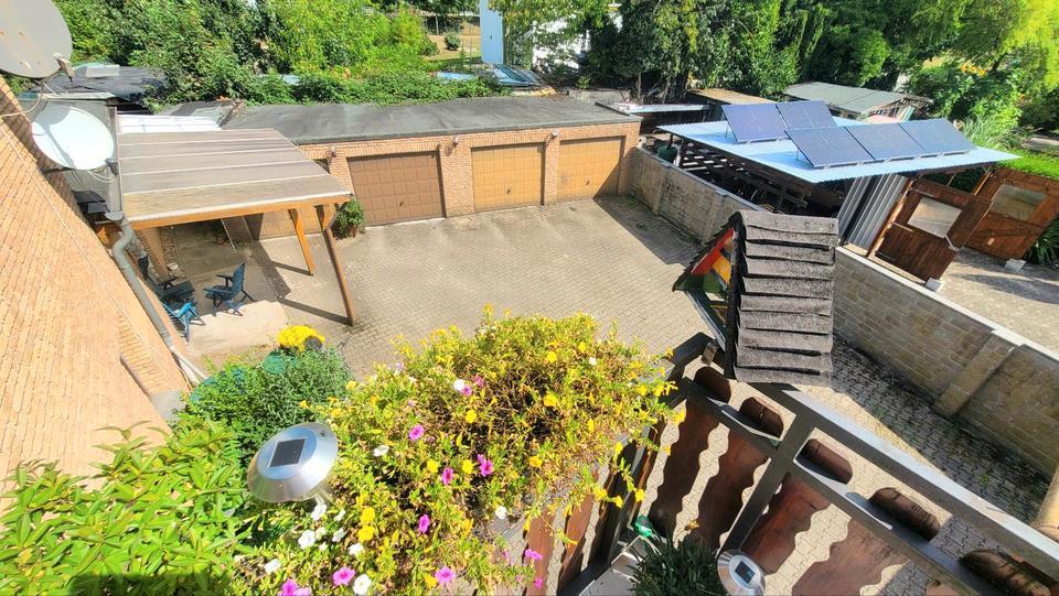 Freie 4 Zimmer EG Wohnung im Zweifamilienhaus + Dreifamilienhaus zimmer