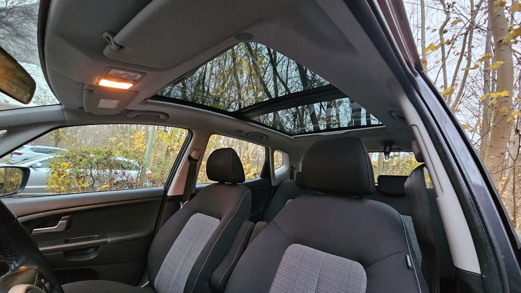 Kia Venga 123.060 km 7.500 € Essen 45279