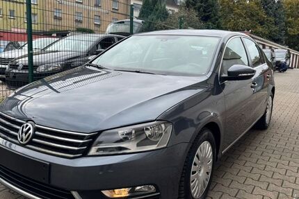 VW Passat 199.000 km 5.200 &euro; Essen 45143
