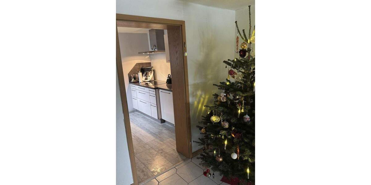 Doppelhaushälfte in Moers-Scherpenberg mit großem Garten 6 zimmer