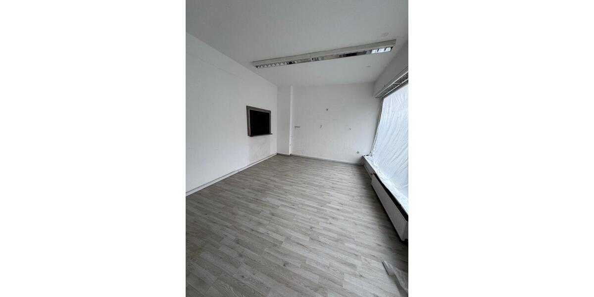 Gewerbeobjekt Duisburg Essenberg - 570&euro; | Angebot:24850165