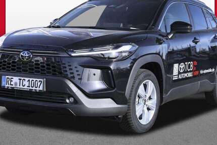 Toyota Corolla Cross 1.011 km 39.989 € Recklinghausen 45659