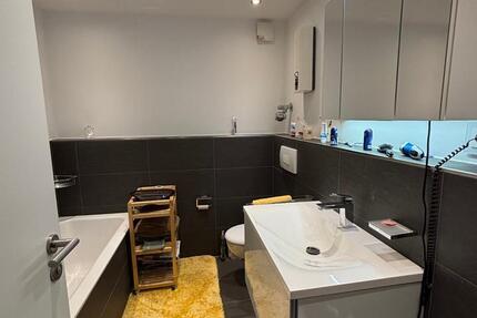 Wohnung Duisburg Essenberg - 3 Zimmer, 94 m&sup2;, 1.080&euro; | Angebot:26326004