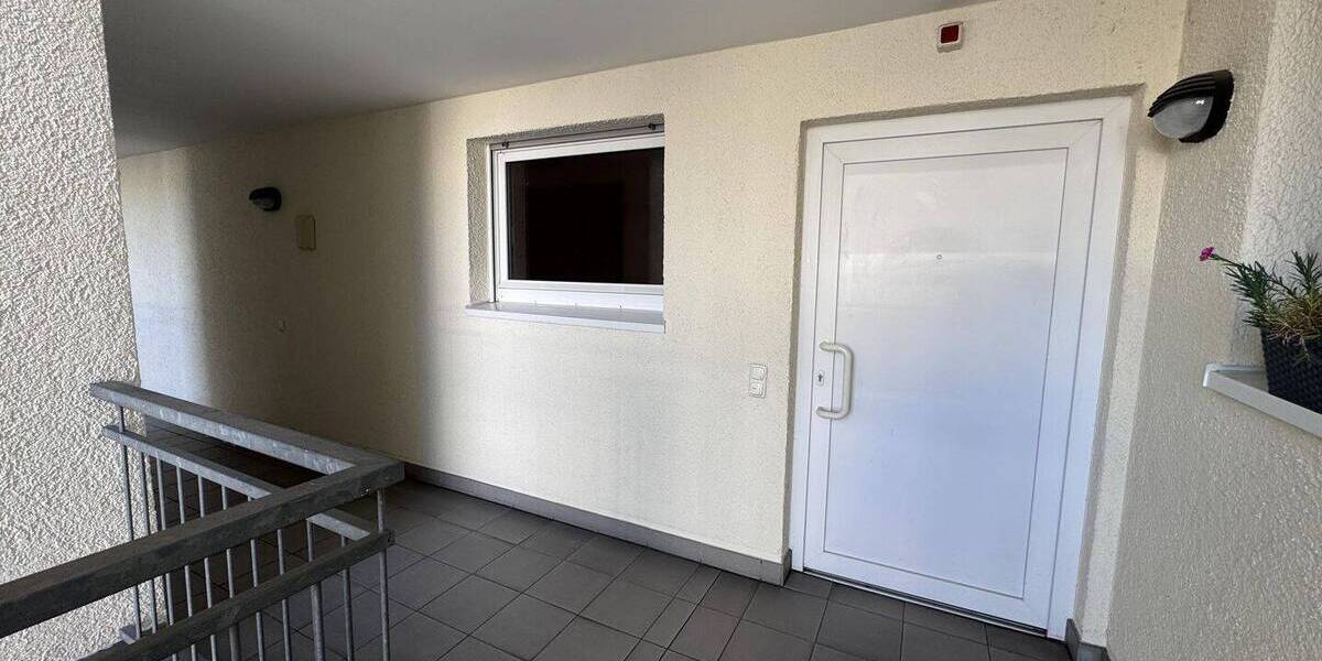 Etagenwohnung Herne Herne-Mitte - 2 Zimmer, 65 m&sup2;, 615&euro; | Angebot:26875701